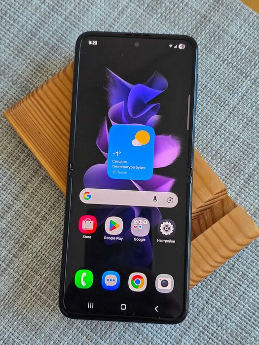 Samsung Galaxy Flip3 5G F711U1/DS Snapdragon 888