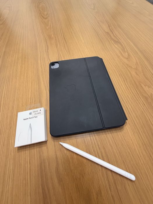 Ipad Air com teclado e caneta478861506820843522