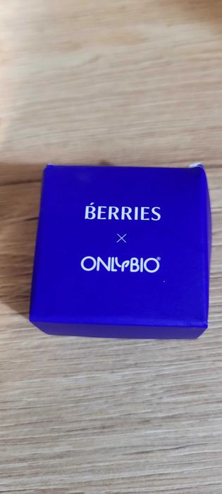 Nausznica Berries × OnlyBio