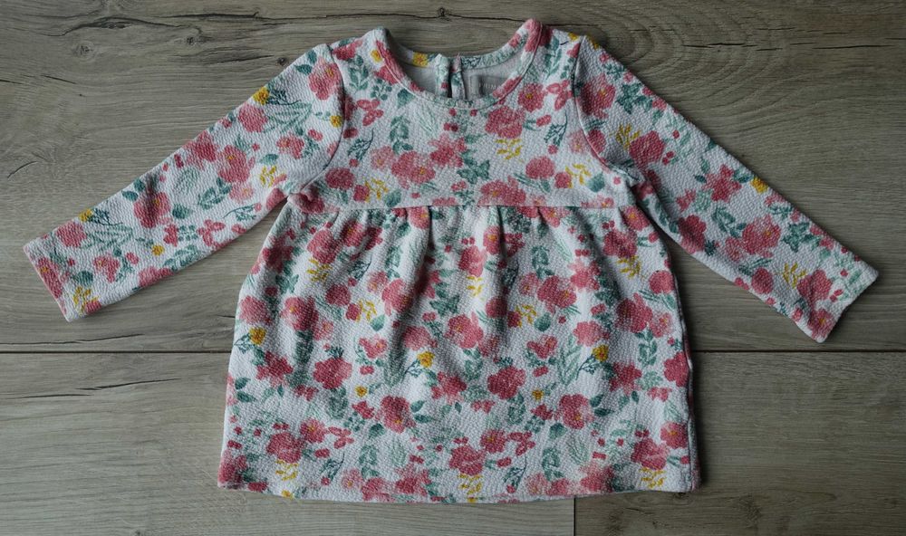 Zestaw sukienek - rozmiar 74