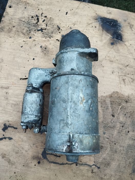 Rozrusznik Ursus C328