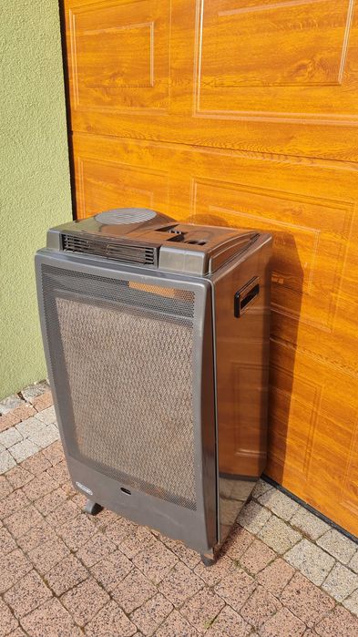 Piecyk gazowy DeLonghi TURBO • mocny nadmuch • szybkie grzanie