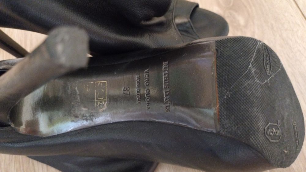 Botki Ruthies Davis r. 37.