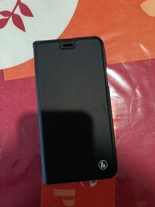 capa original Hama para iPhone 11, estilo carteira (flip cover)