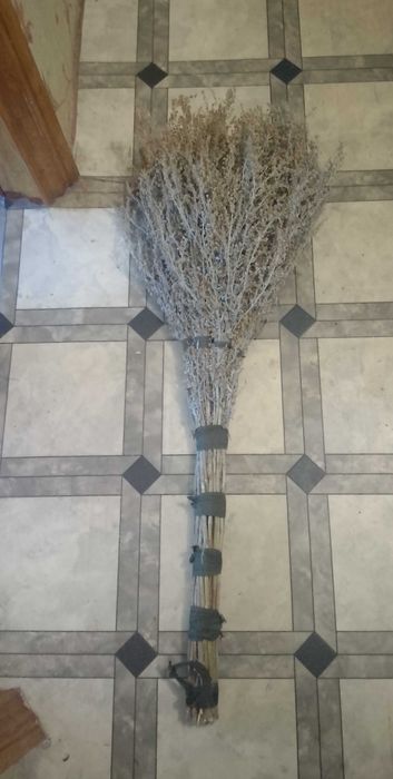 Веники для бани,берёза,дуб,канадский дуб,полынь,чебрец,мята