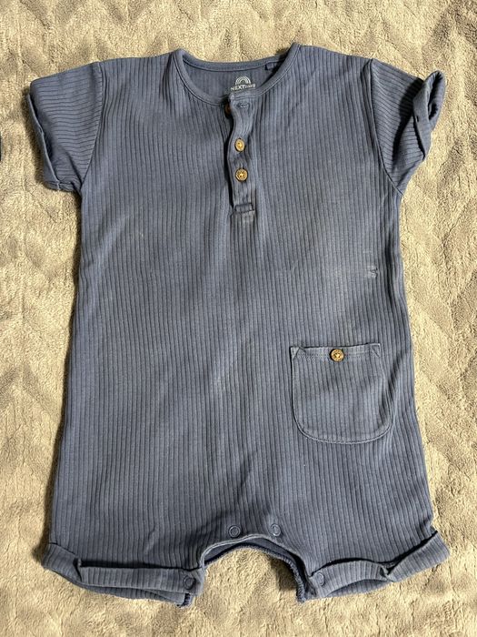 Набір дитячих ромперів 12-18 місяців