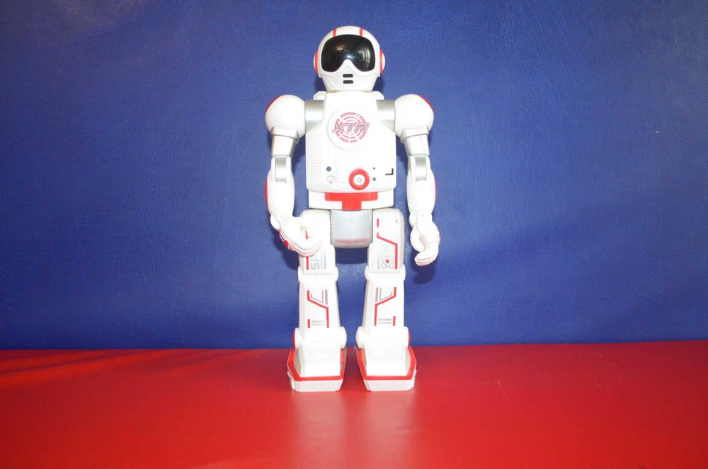 Робот XTREM BOTS "Шпигун"