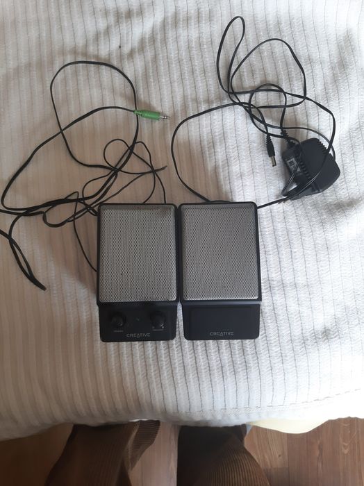 Colunas Creative SBS 240 (speakers)