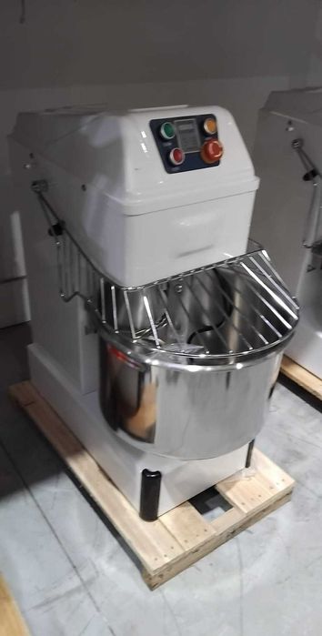 Amassadeira Espiral 30L - NOVA