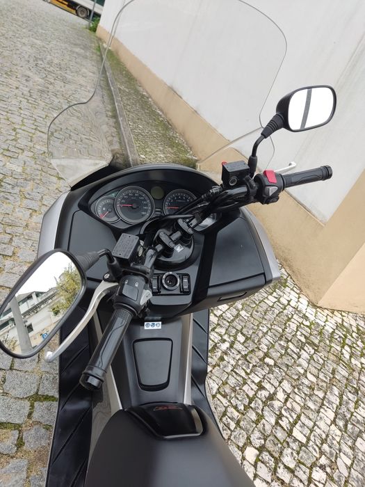 Honda Forza 300, scooter