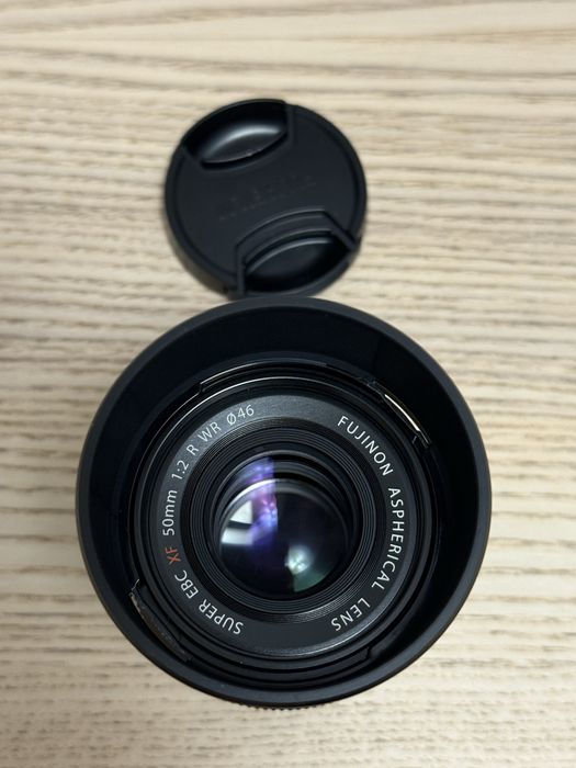 Fujifilm XT-3 + XF 50mm F2 R WR + XF 16-80mm F4 OIS WR - b. Dobry stan