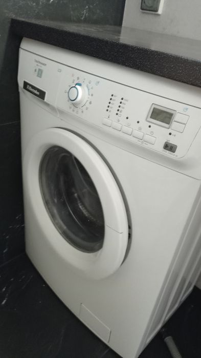 Pralka 6 kg Electrolux 45 cm EWS 106410W