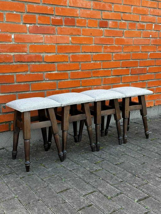 Табуретка , табуретки , стільці , стулья