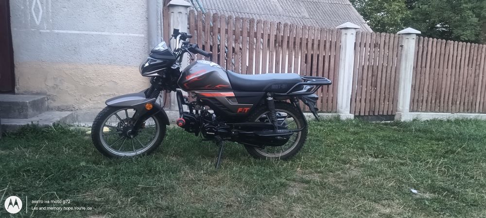 Продаю Mustang fit2