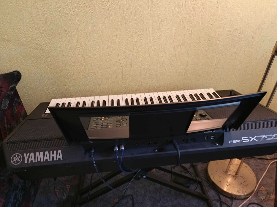 keyboard yamaha psr sx700