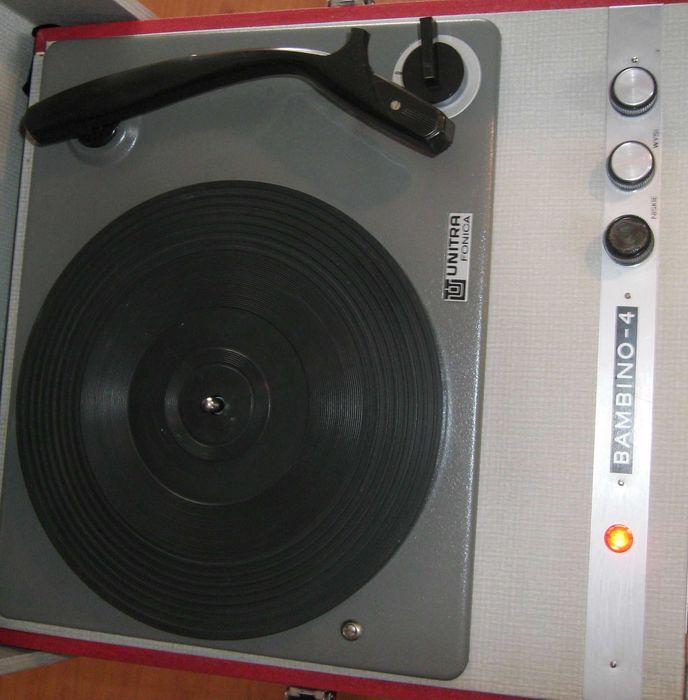 GRAMOFON walizkowy - BAMBINO 4 - Sprawny.