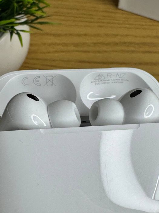 ...AirPods Pro 3...