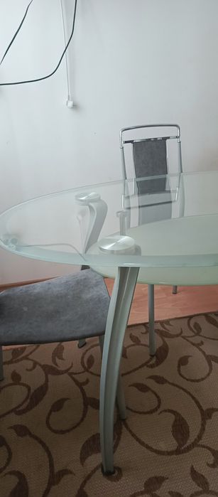 Стіл кухонний, стіл в кімнату