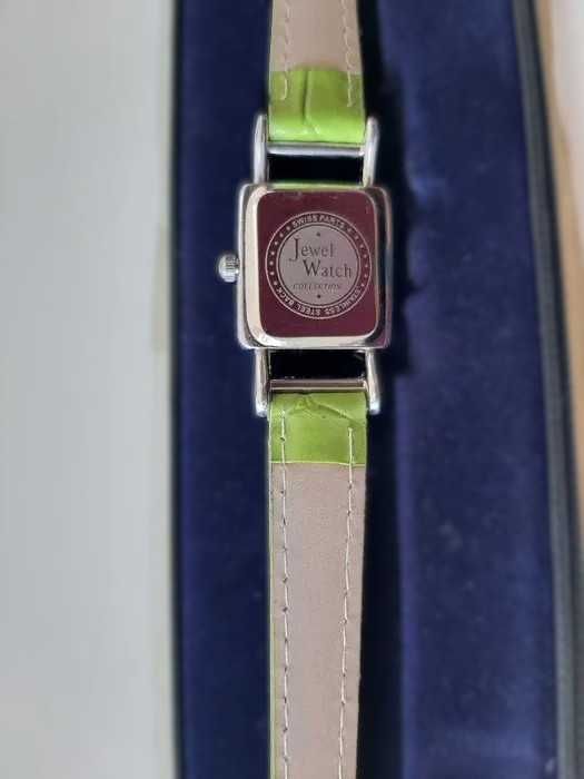 Relógio Verde com pedras - Jewel Watch - Swarovski Crystal