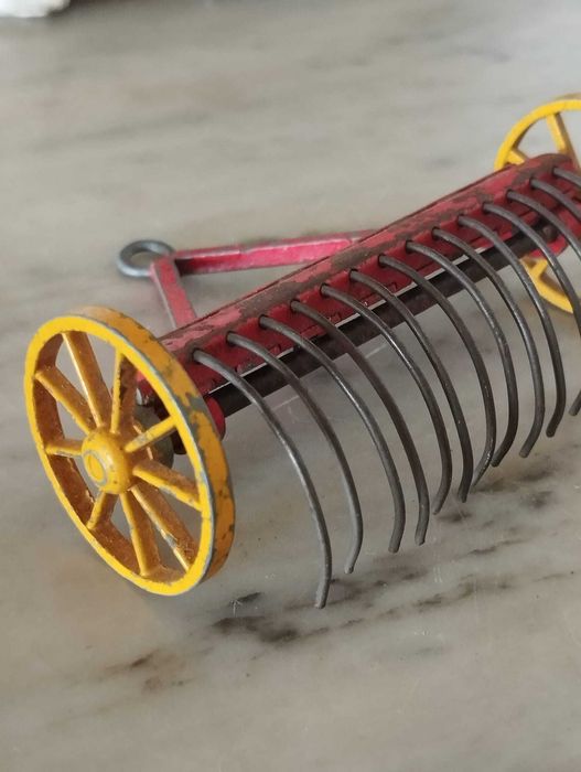 Dinky Toys No. 324 Feno - Raro