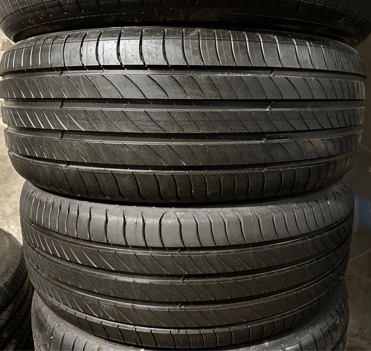 225/55R18 Michelin  2025p