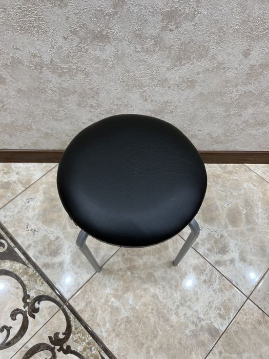 Табурет кухонний