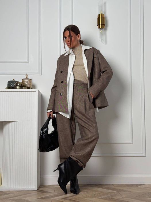 Костюм жіночий бренд