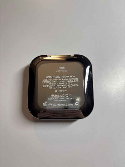 Тональна пудра kiko milano