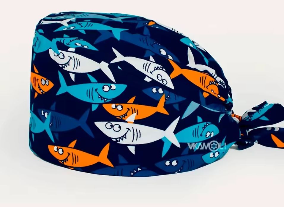 Медицинский халат и шапочки, читаем содержание