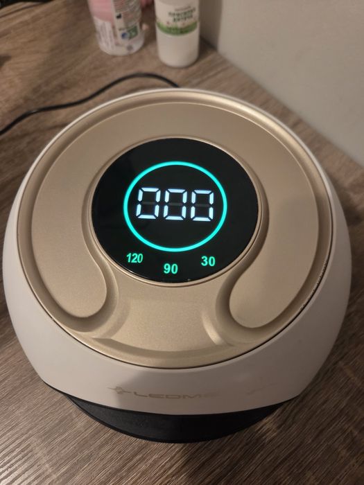 лампа для манікюру ledme