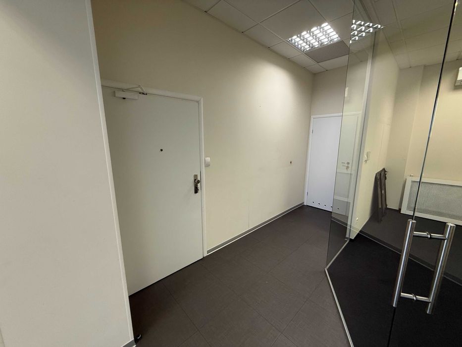 Gotowe od zaraz! | Lokal 75m² | Rynek Ostrowiec Św. | Wyremontowany!