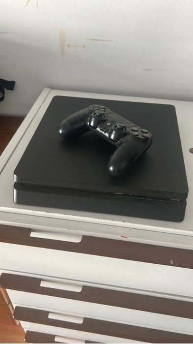 Ps4 500gb em otimo estado