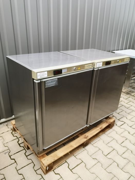 Lodówki i zamrażarki  różne modele.