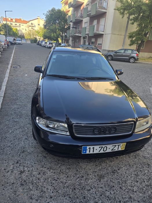 Audi A4 1.9 TDI 115cv em uso diário