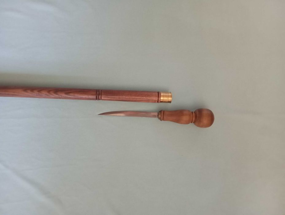 Трость с секретом