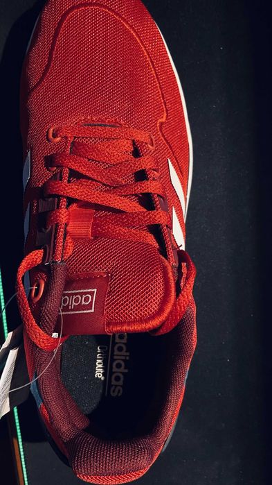 Sapatilhas Adidas Novas tamanho 41 1/3