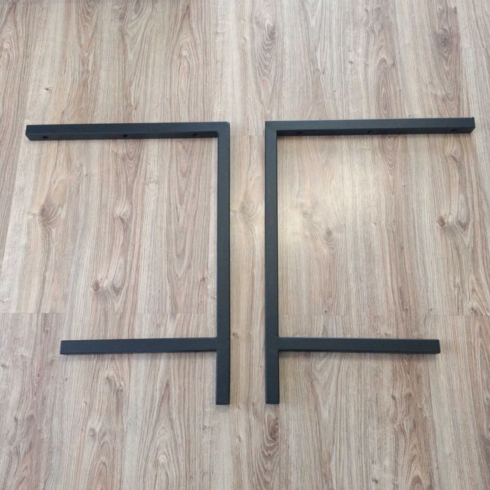 Solidna podpora garażowa F na 2 półki