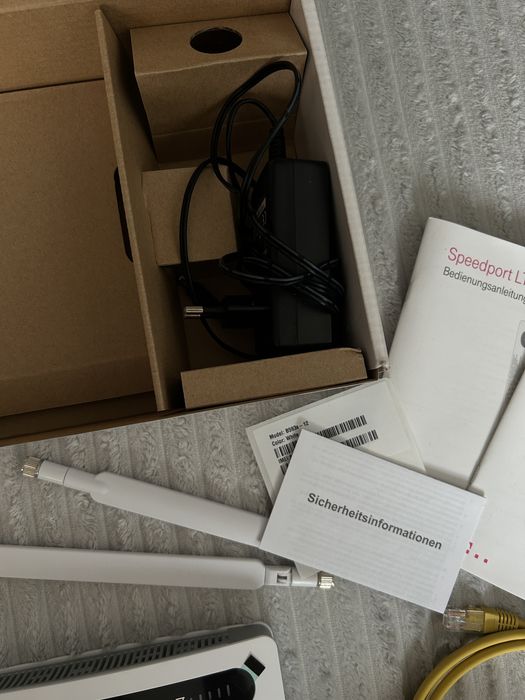 Router huawei model B593s-12