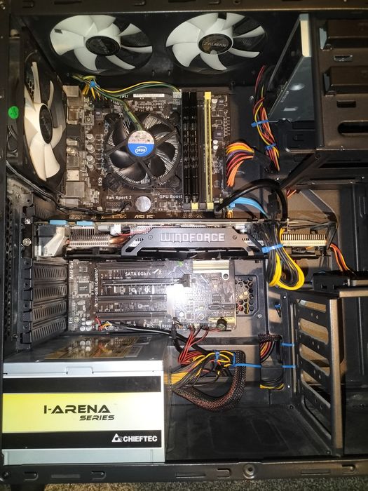 Komputer stacjonarny