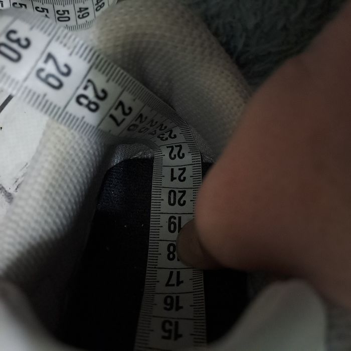 Кросівки фірмові. Шкіра. Оригінал