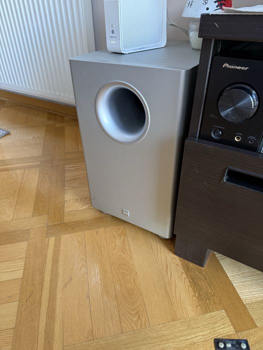 Kino domowe amplituner Pioneer + nagłośnienie Canton sub + 5 głośników
