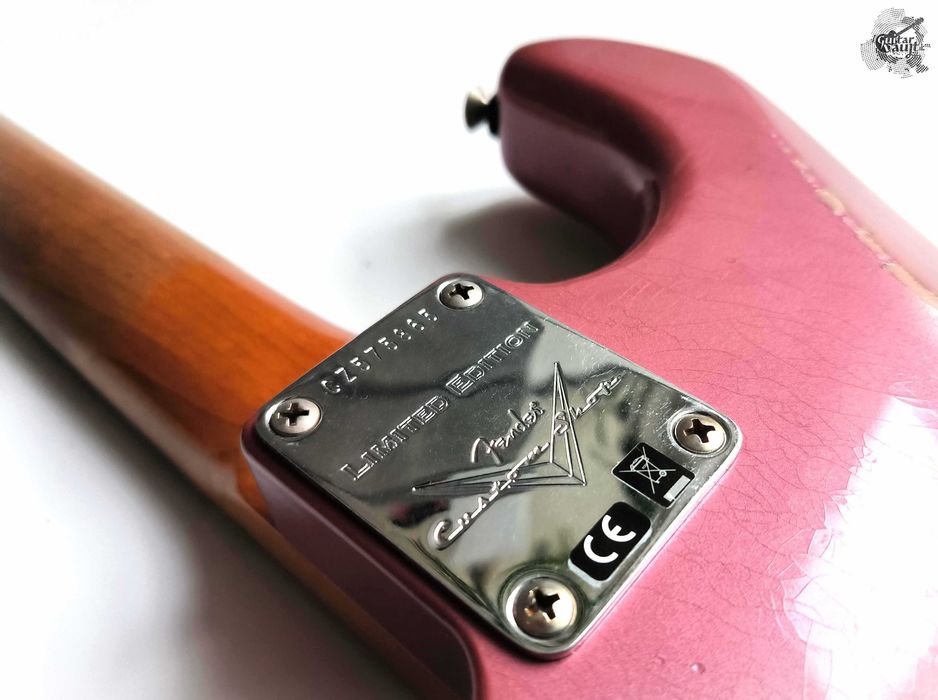 Fender® Custom Shop Limited '63 Stratocaster '2023 Burgundy Mist