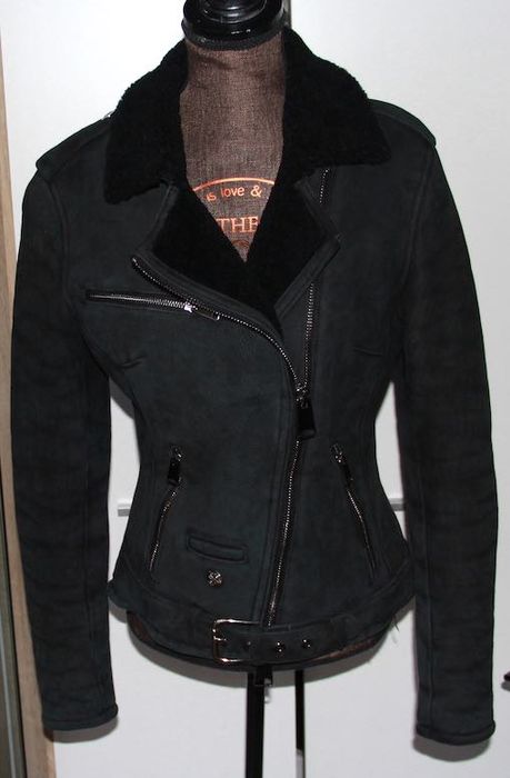 OCHNIK kożuch  czarna skóra owcza kurtka ramoneska s 36 futro xs