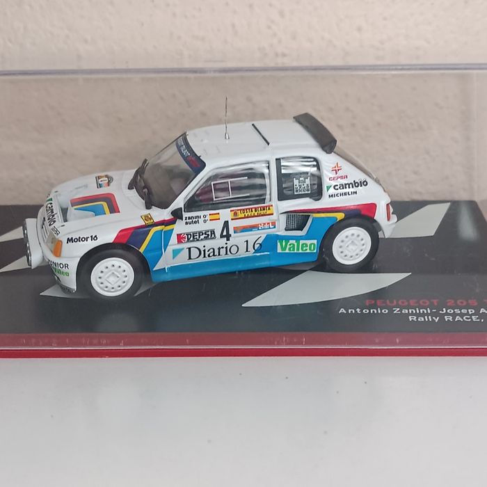 Peugeot 205 T16 1/43