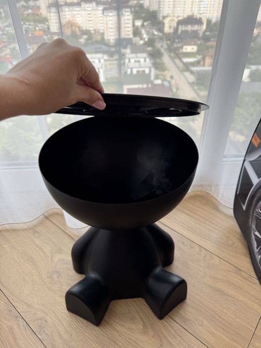 Тумбочка / столик