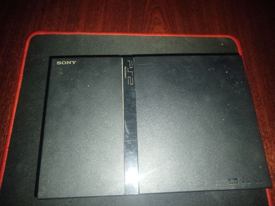 Sony PlayStation 2 Slim (модель SCPH-77008, PAL)