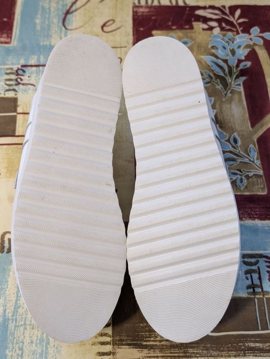 Жіноче взуття BUFFALO