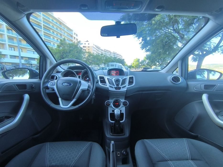 Ford Fiesta 1.2 gasolina 120mil km Dist.mudada