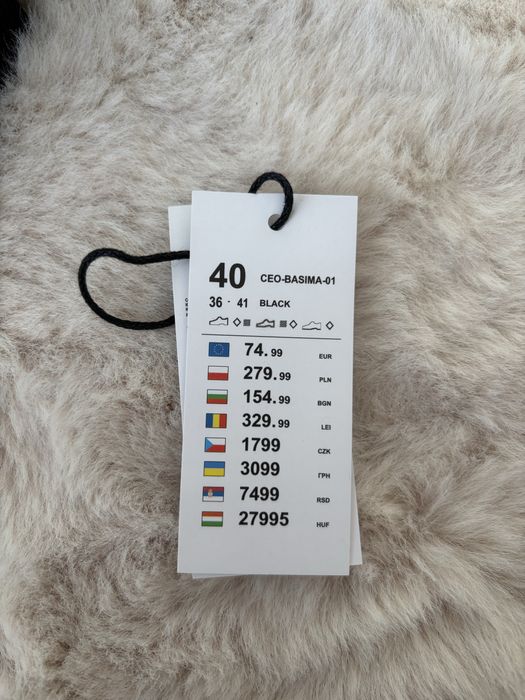 Sztyblety damskie koloru czarnego