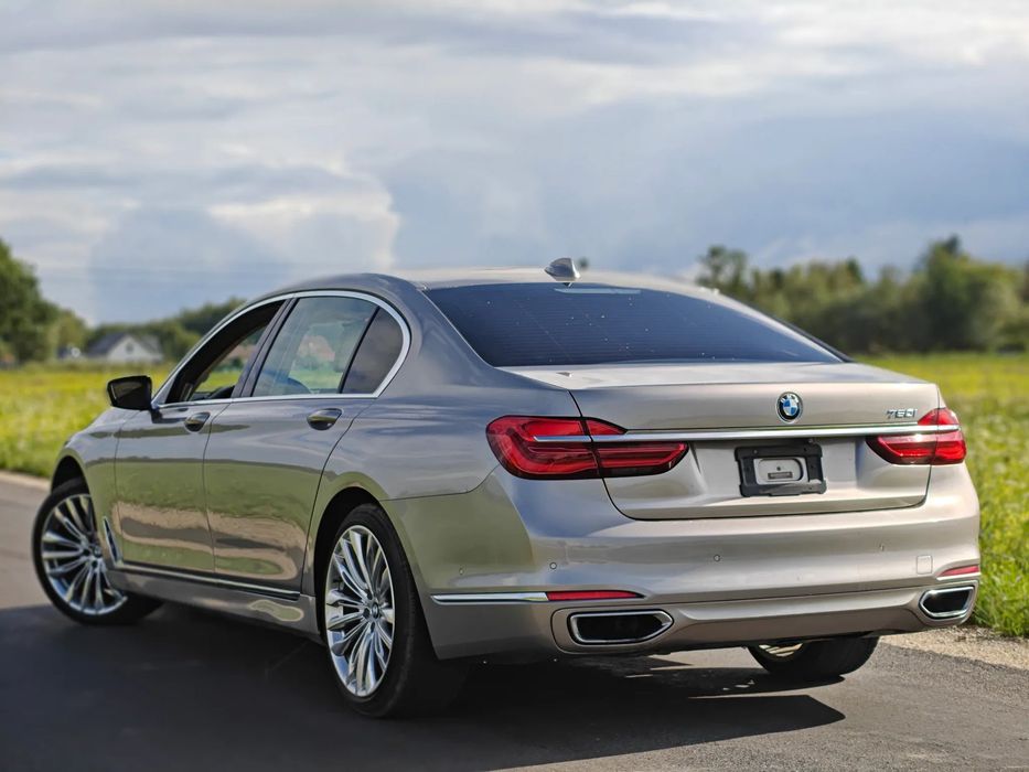 BMW Seria 7